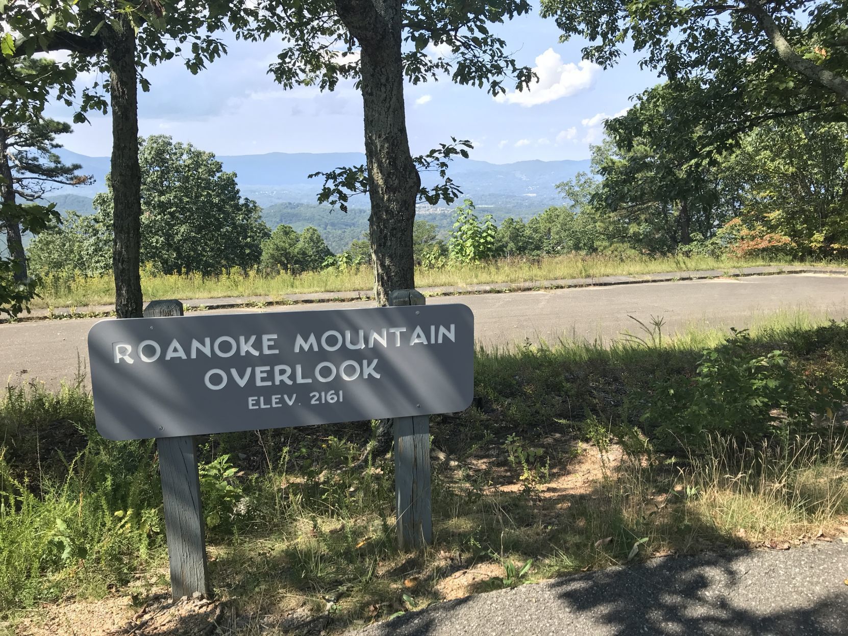 Blue Ridge Parkway Roanoke Mountain Overlook Loop Road